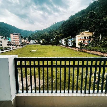 Hot - House Of Travellers, Rishikesh Vandrarhem Exteriör bild