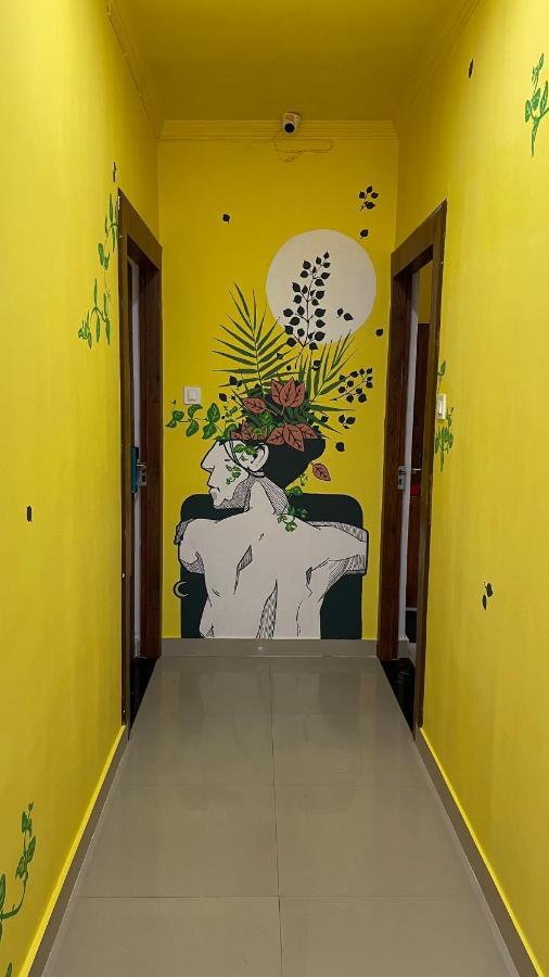 Hot - House Of Travellers, Rishikesh Vandrarhem Exteriör bild