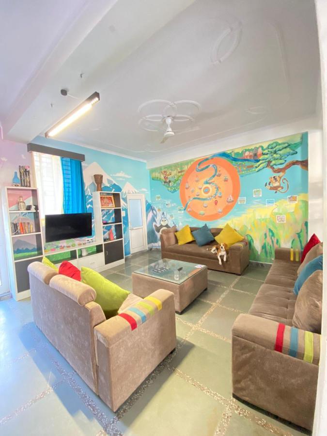Hot - House Of Travellers, Rishikesh Vandrarhem Exteriör bild